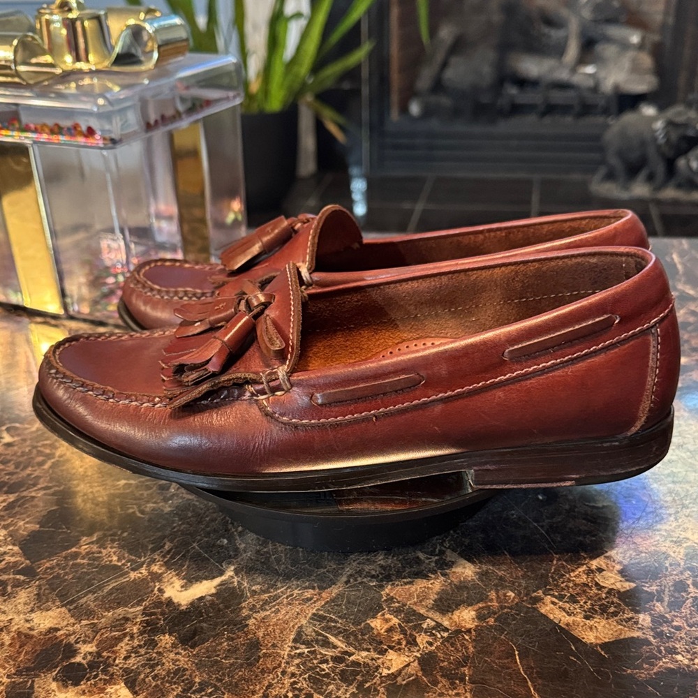 “SOLD” Cole Haan Leather Tassel Kiltie Loafer - Men’s Size 8.5D